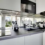 Victor Hugo - Arc De Triomphe - Trocadero